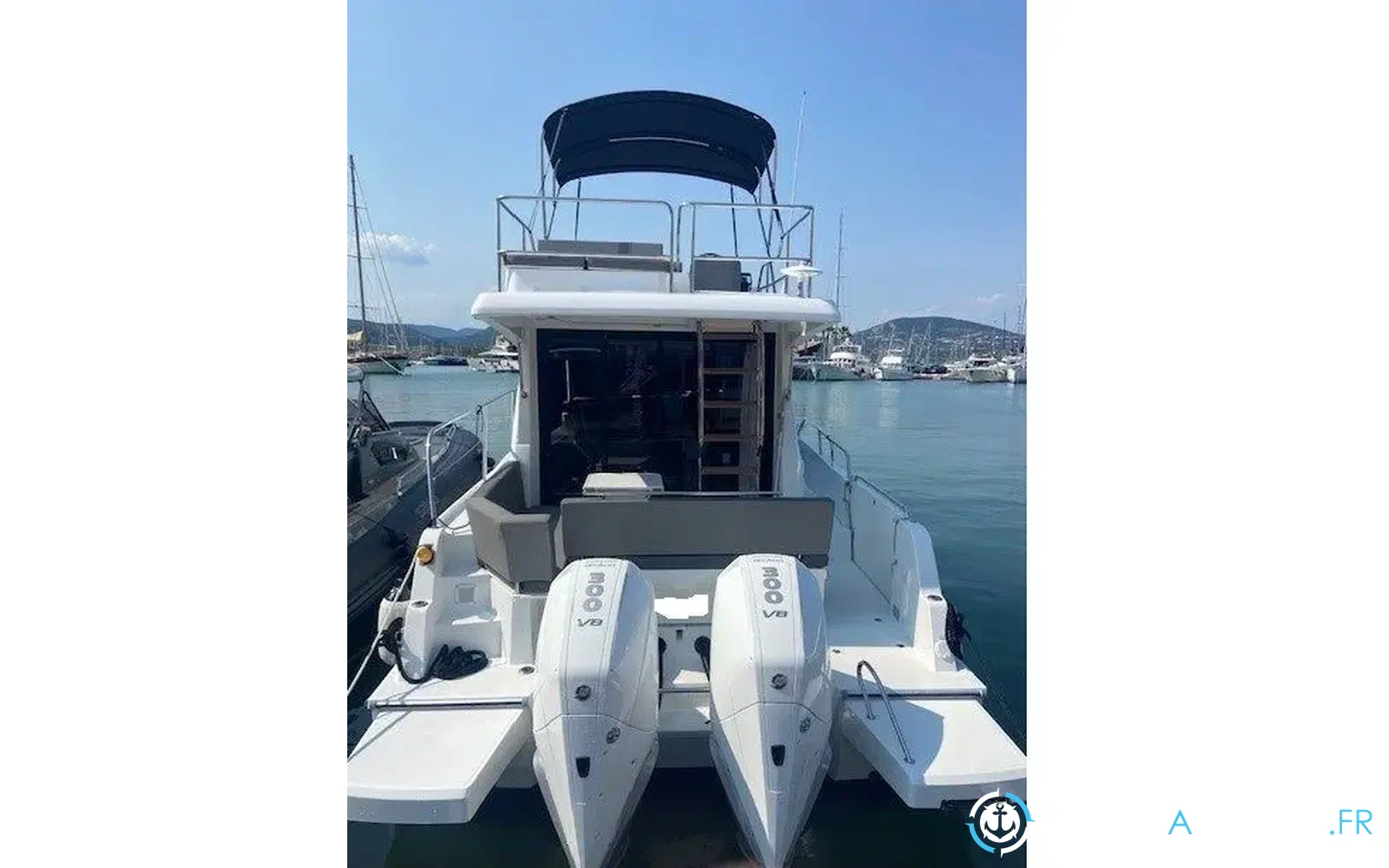 slider 3 Beneteau Antares 11 Fly