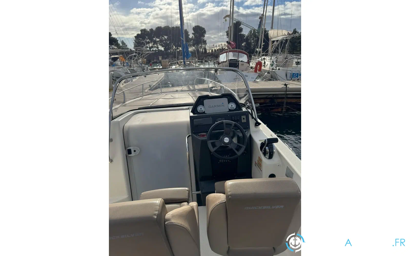 slider 15 Quicksilver Activ 755 Sundeck