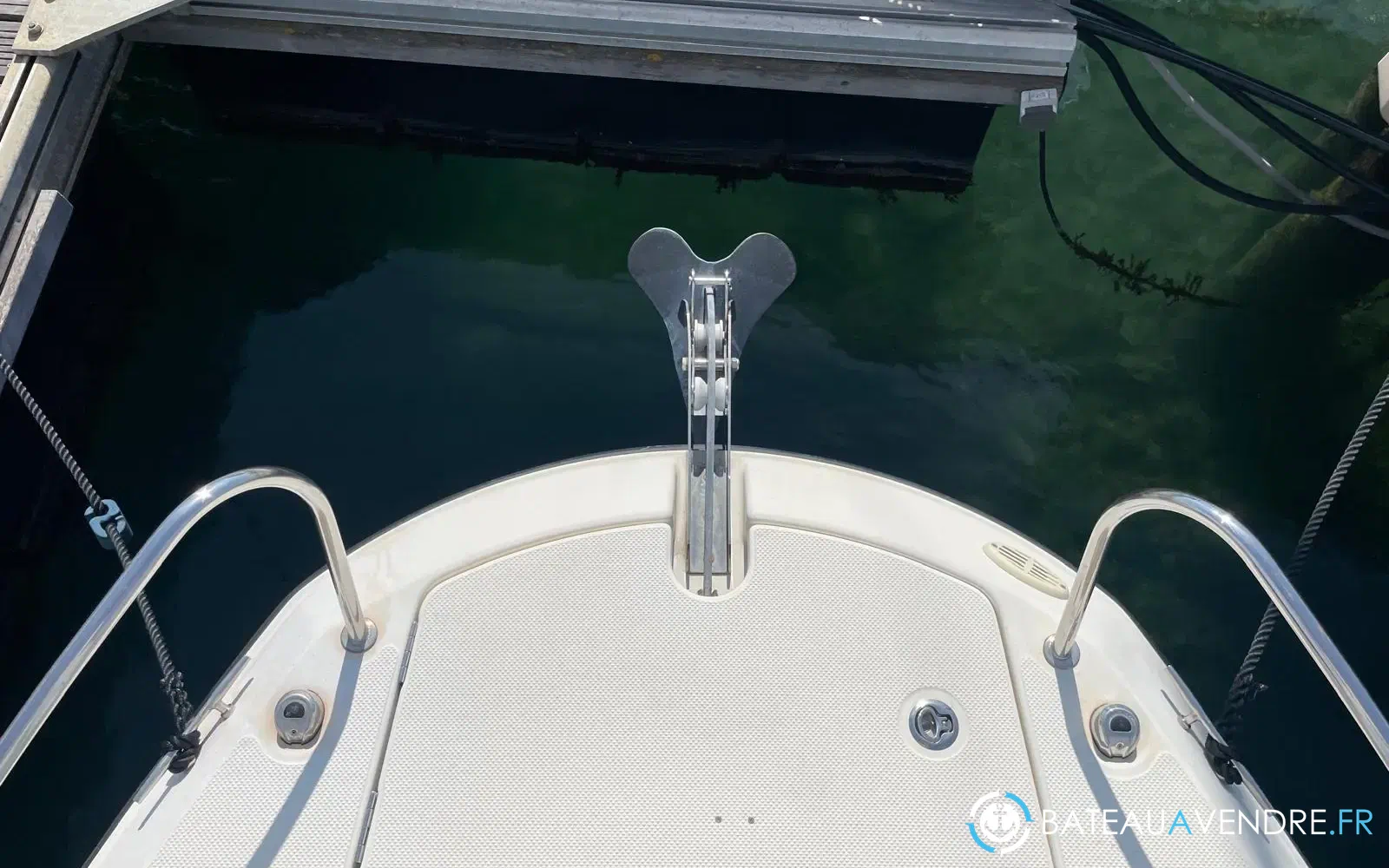 slider 25 Quicksilver Activ 755 Sundeck