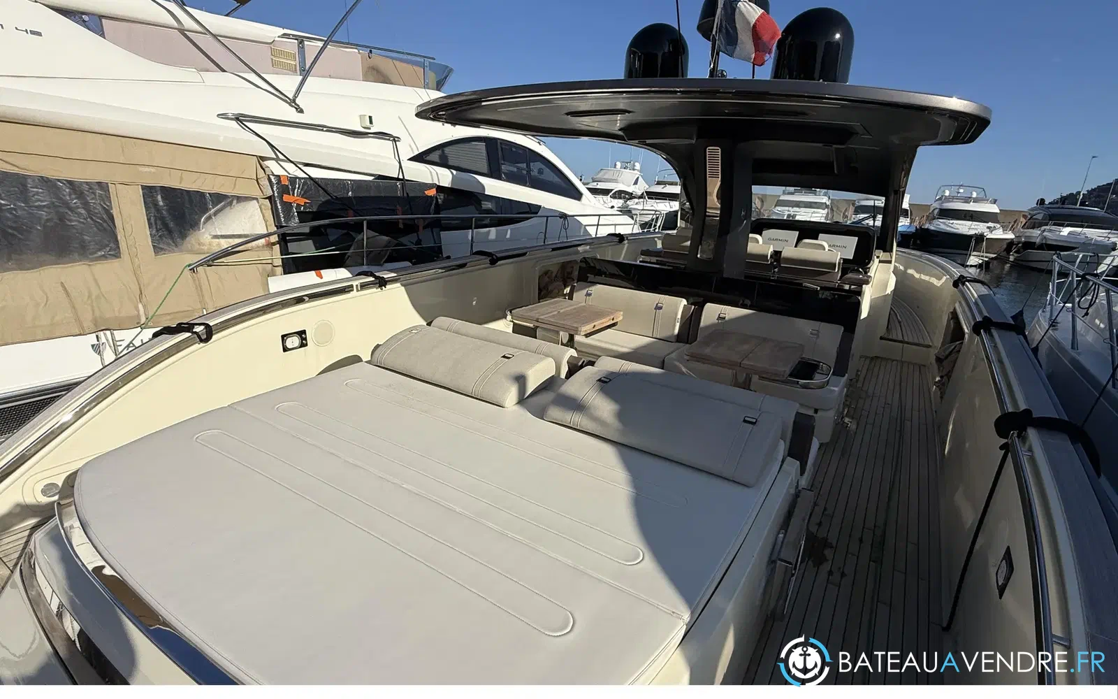 slider 7 Invictus 460 TT
