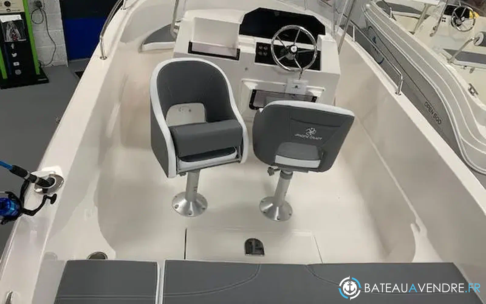 slider 4 Pacific Craft 545 Open