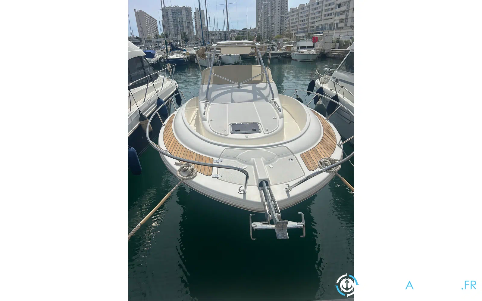 slider 0 Jeanneau Cap Camarat 925 WA