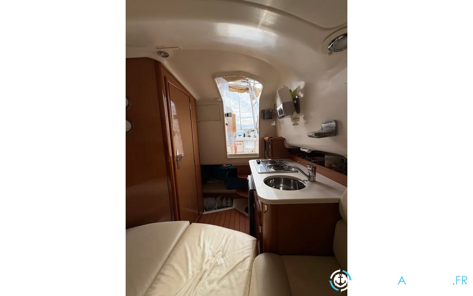 slider 19 Jeanneau Cap Camarat 925 WA