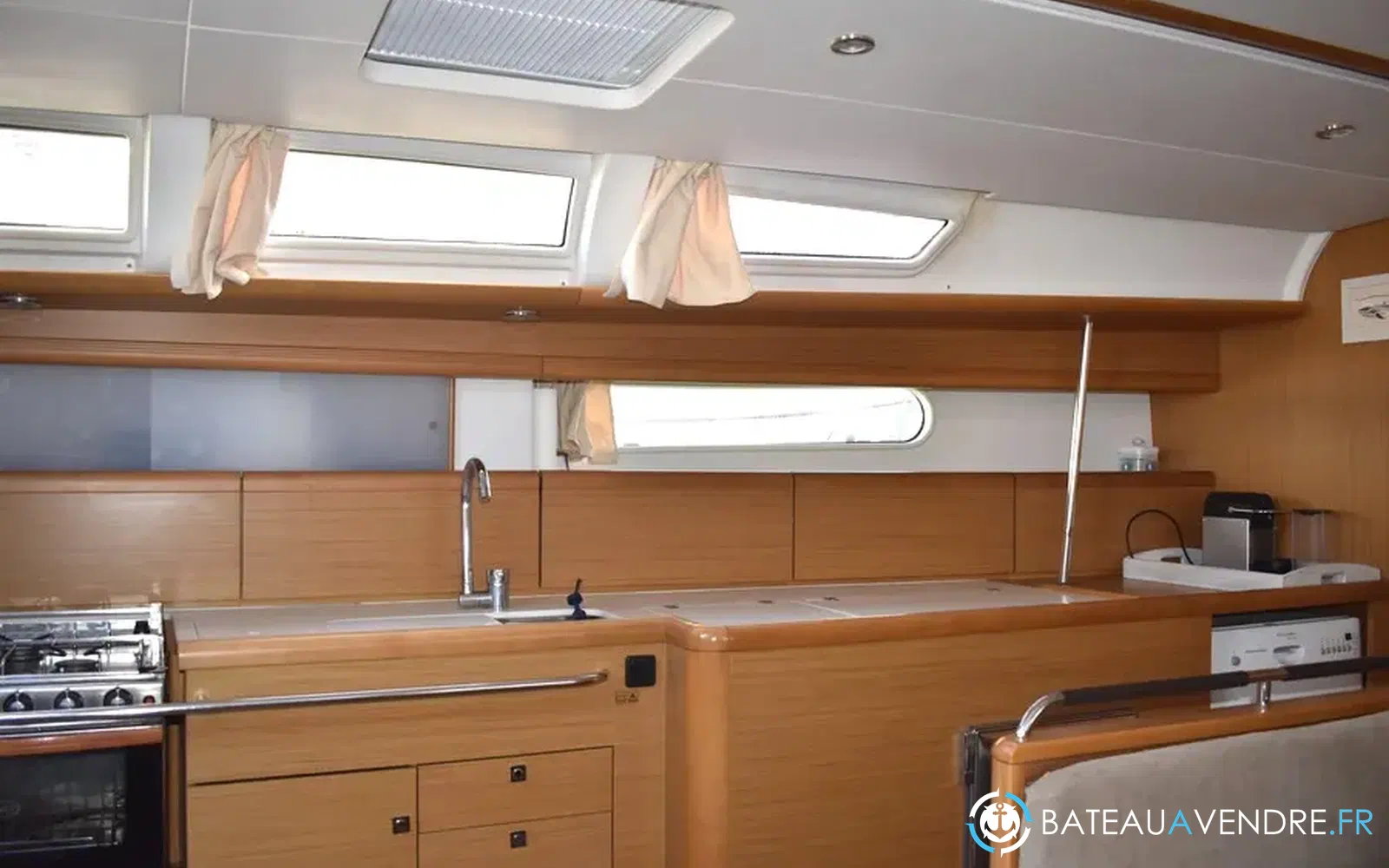 slider 17 Jeanneau Sun Odyssey 49 i