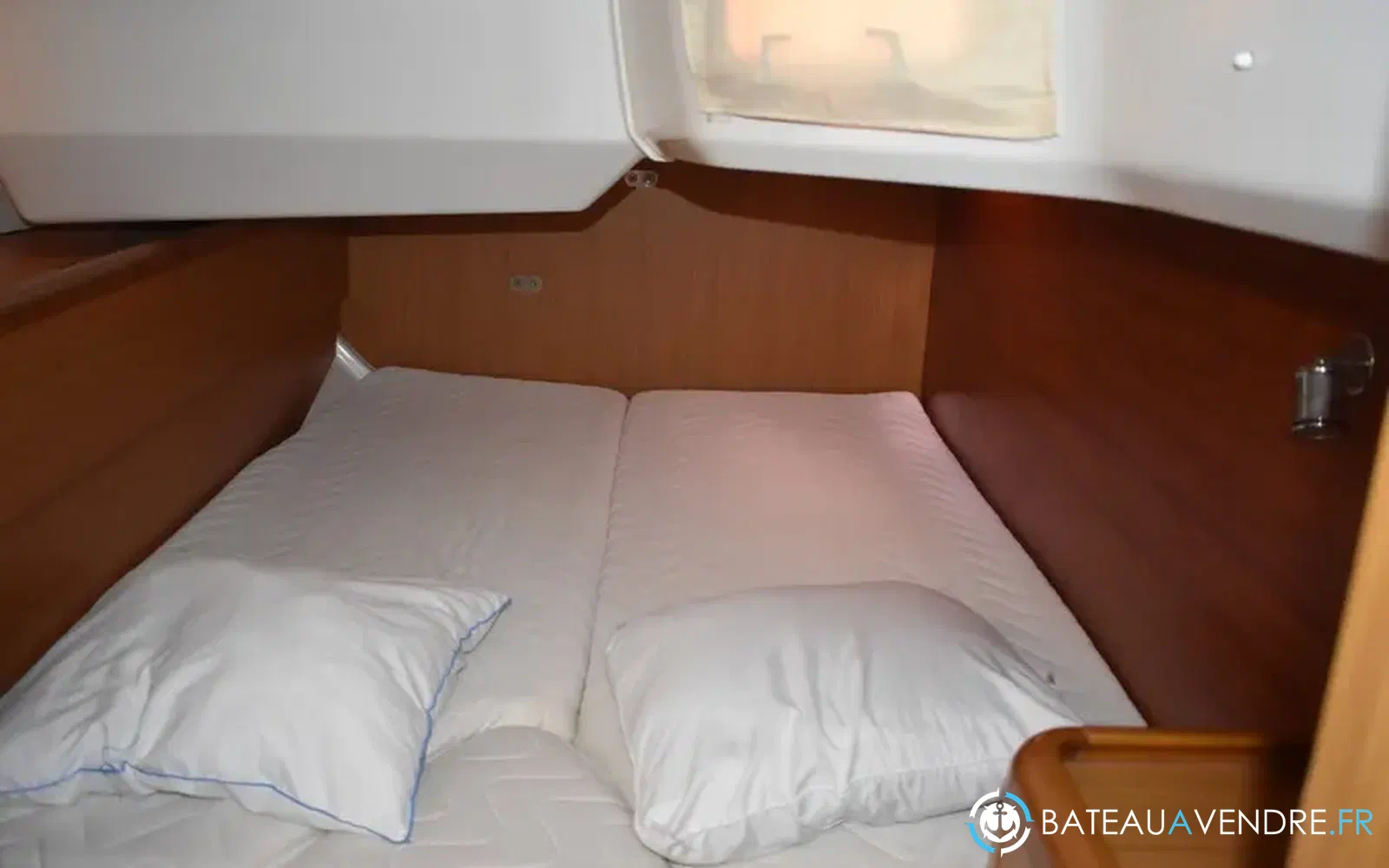 slider 20 Jeanneau Sun Odyssey 49 i