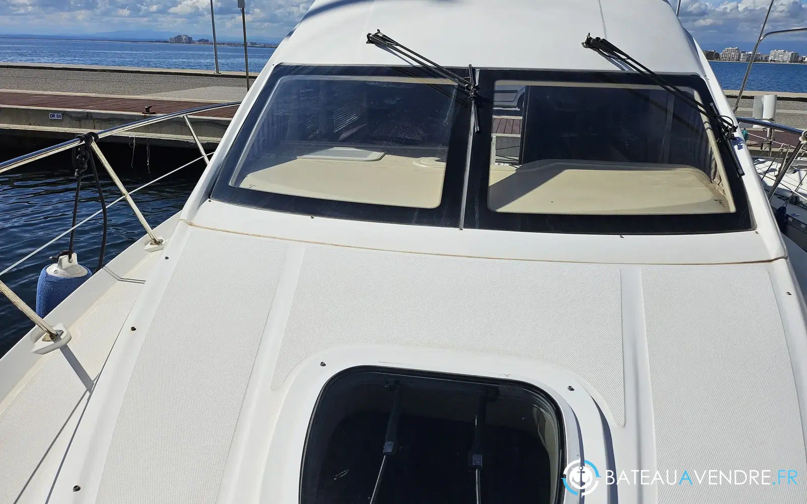 slider 2 Sea Ray 360 SEDAN BRIDGE