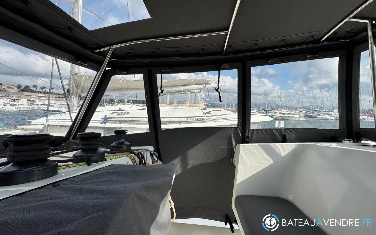 slider 17 Fountaine Pajot Isla 40