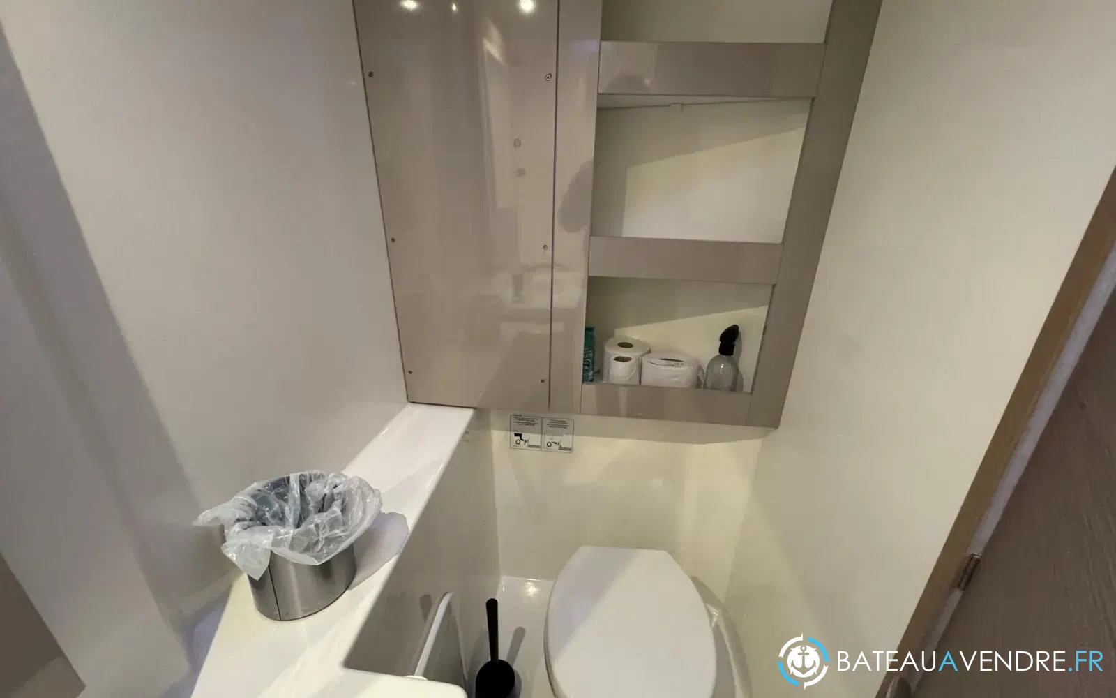 slider 26 Fountaine Pajot Isla 40