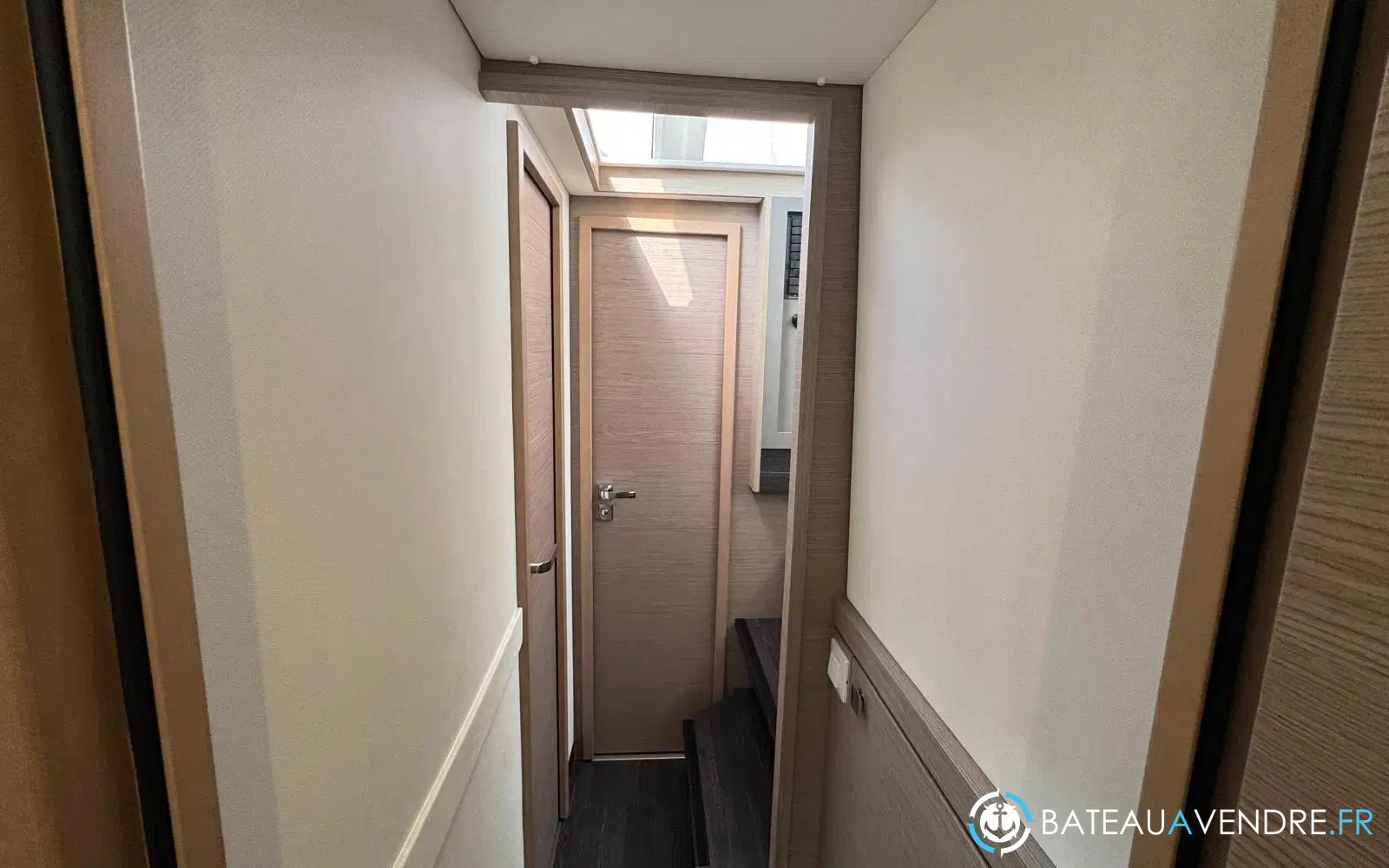 slider 35 Fountaine Pajot Isla 40