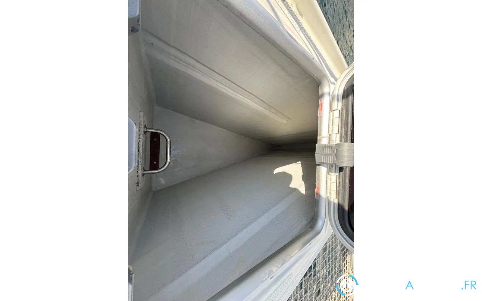 slider 38 Fountaine Pajot Isla 40