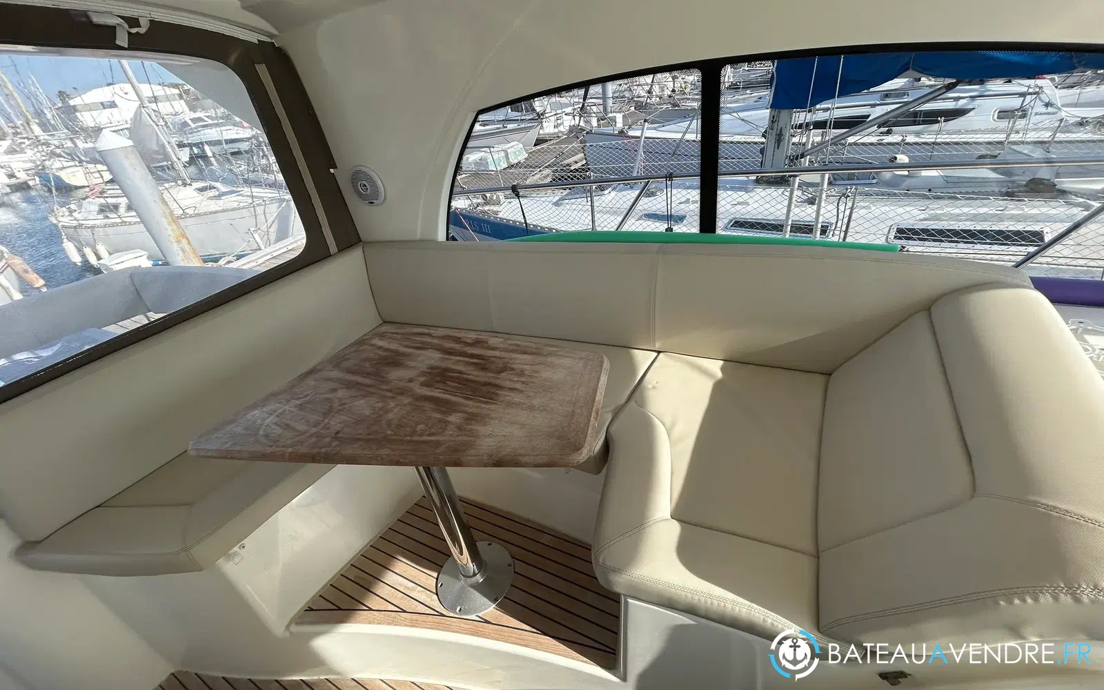 slider 13 Jeanneau Prestige 38