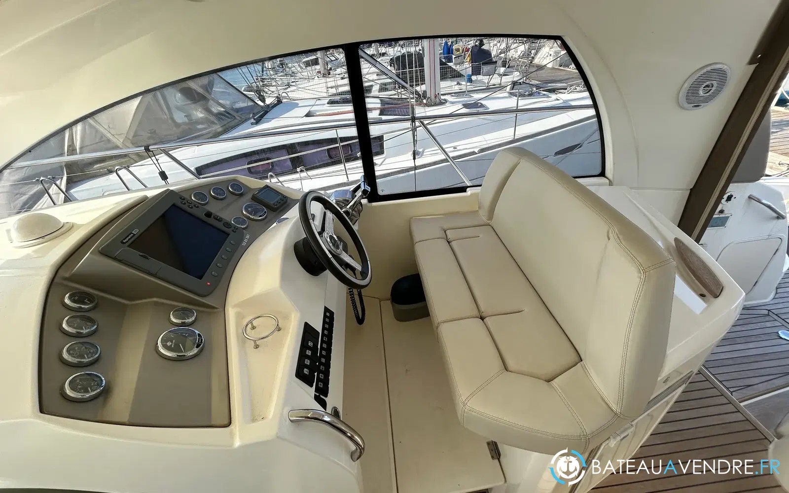 slider 14 Jeanneau Prestige 38