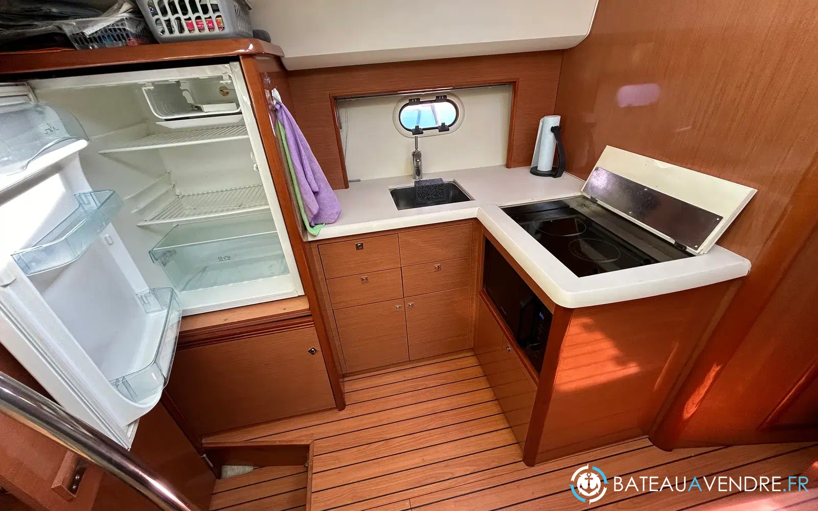 slider 20 Jeanneau Prestige 38