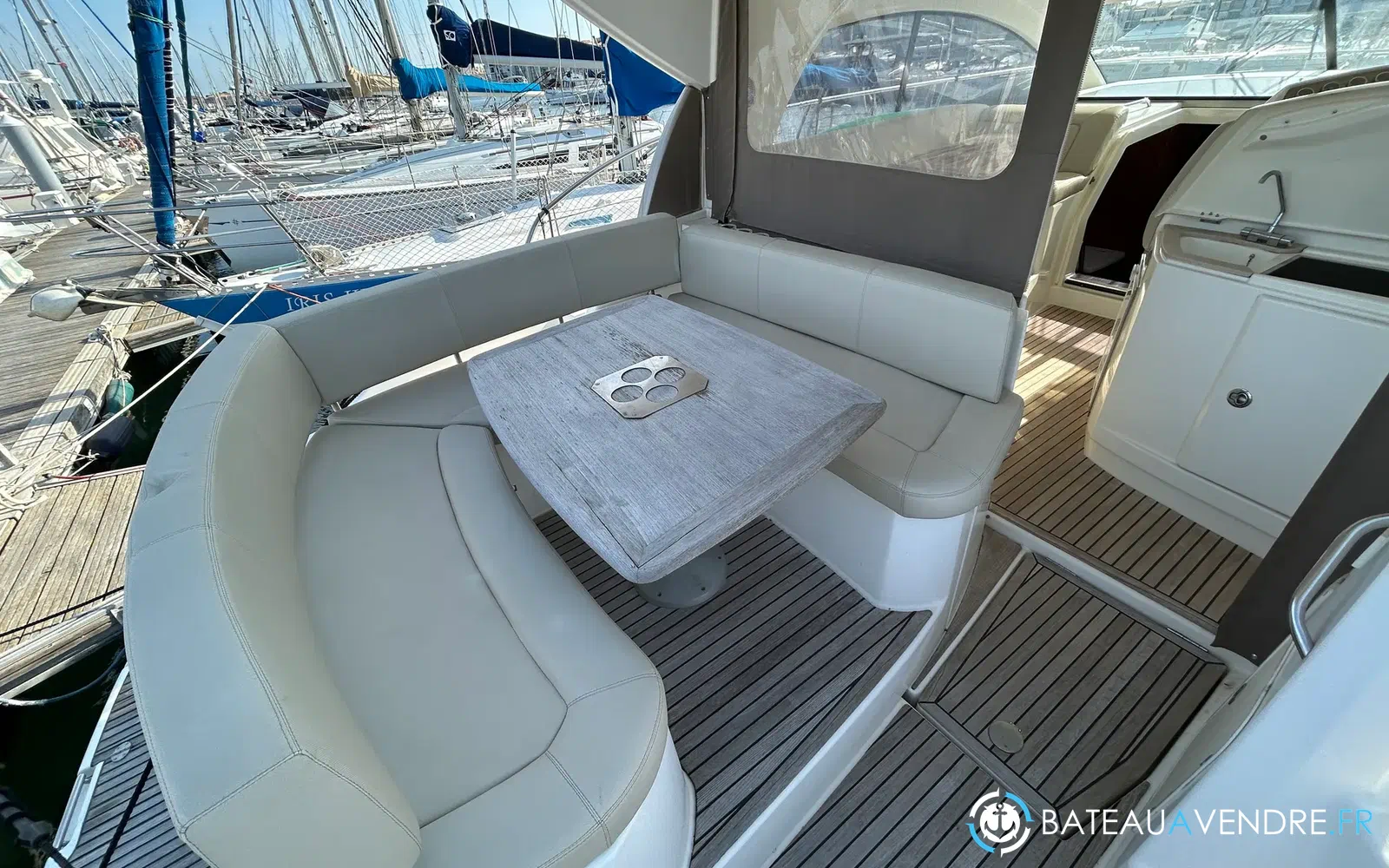 slider 8 Jeanneau Prestige 38