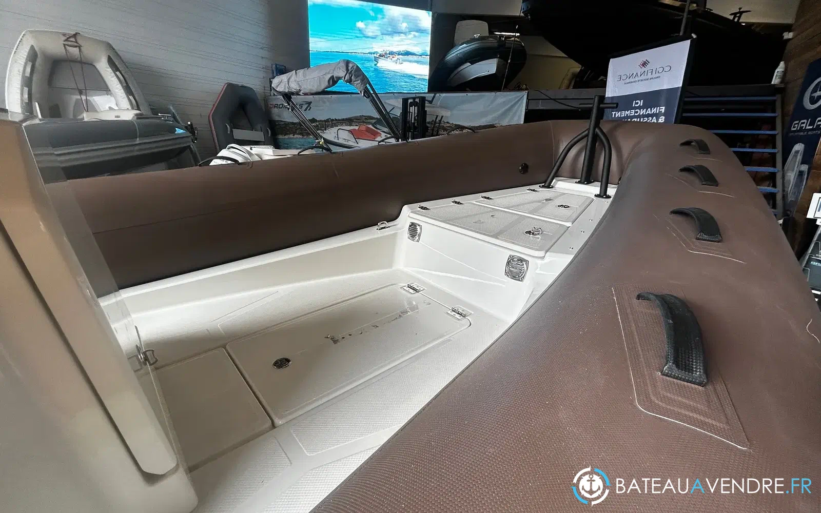 slider 3 Brig Navigator 26