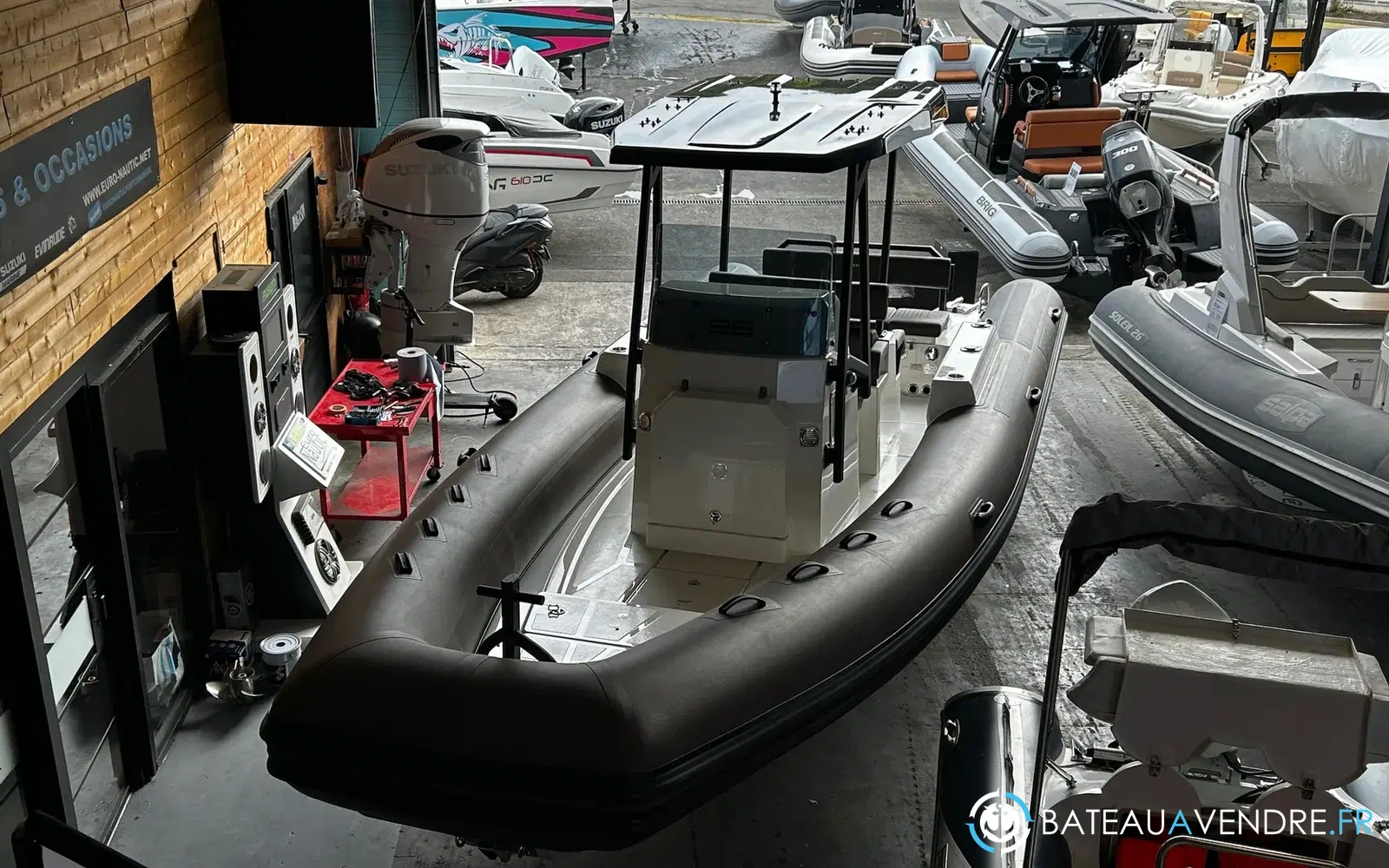 slider 5 Brig Navigator 26