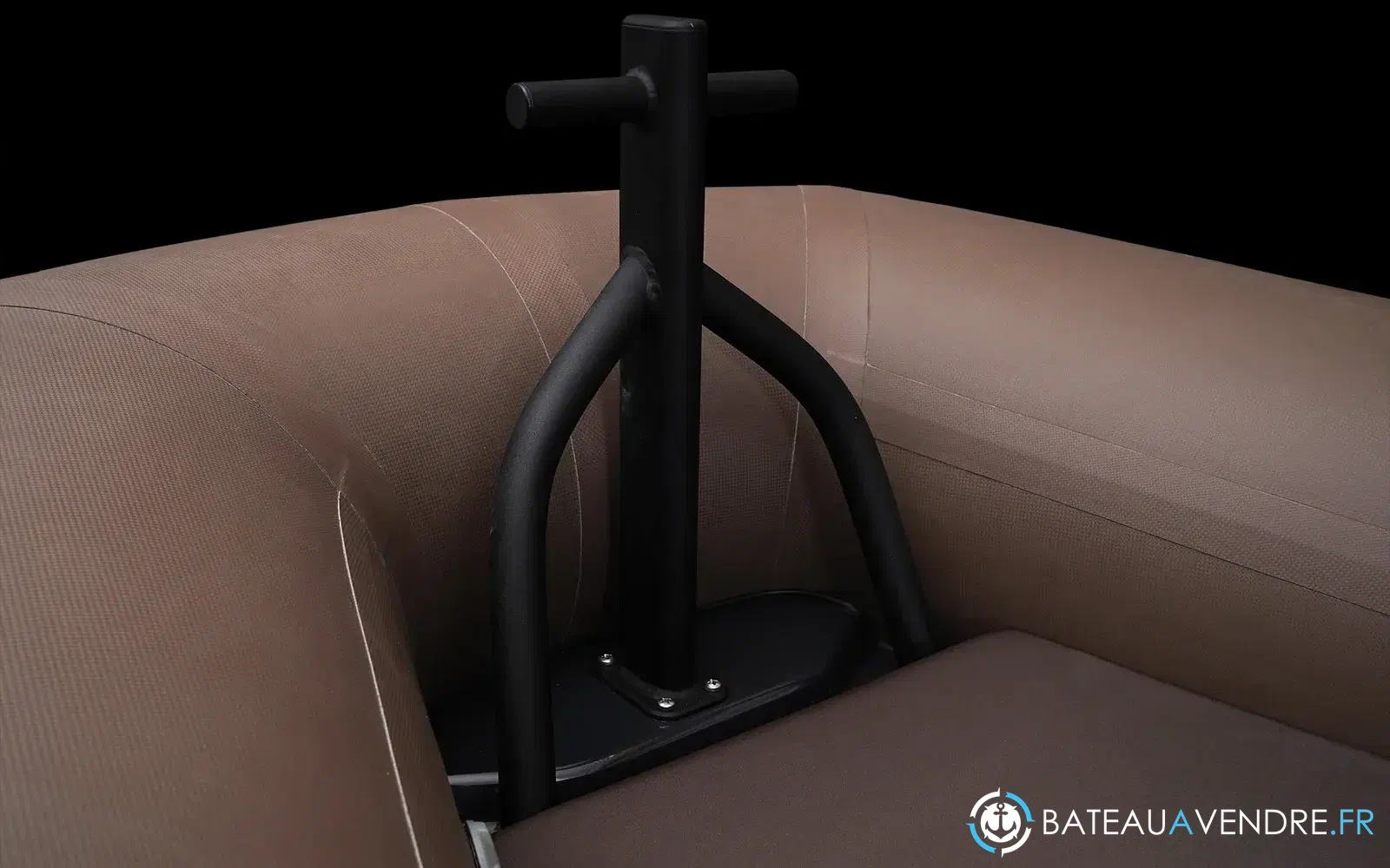 slider 7 Brig Navigator 26