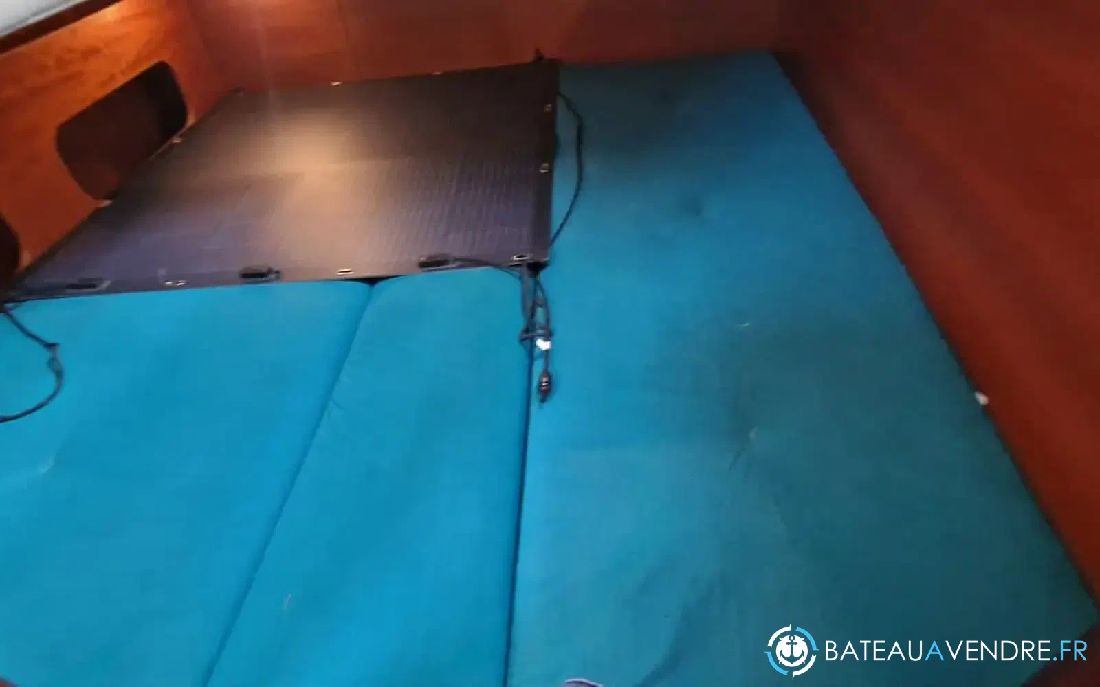 slider 44 Beneteau Antares 10.80