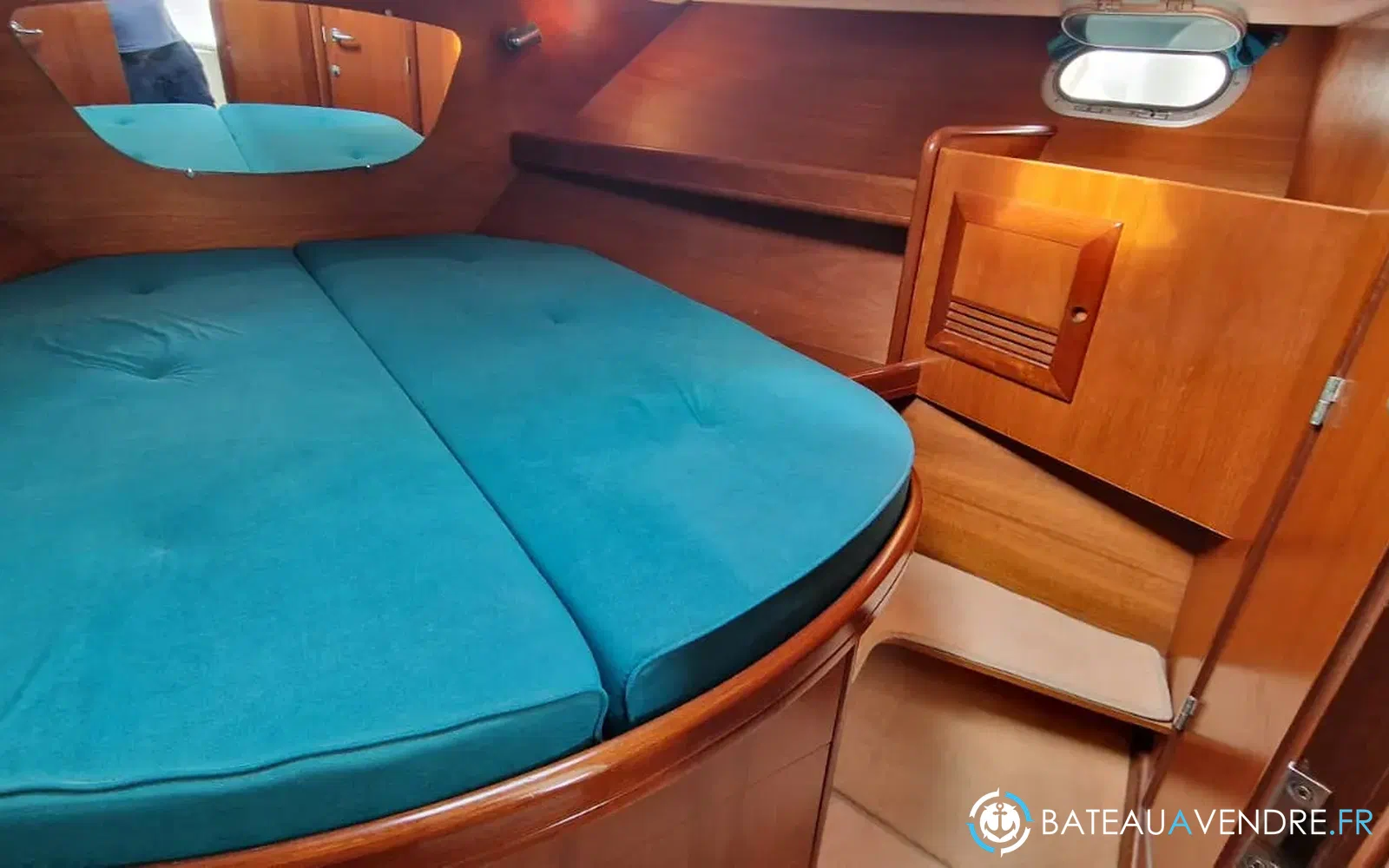 slider 46 Beneteau Antares 10.80