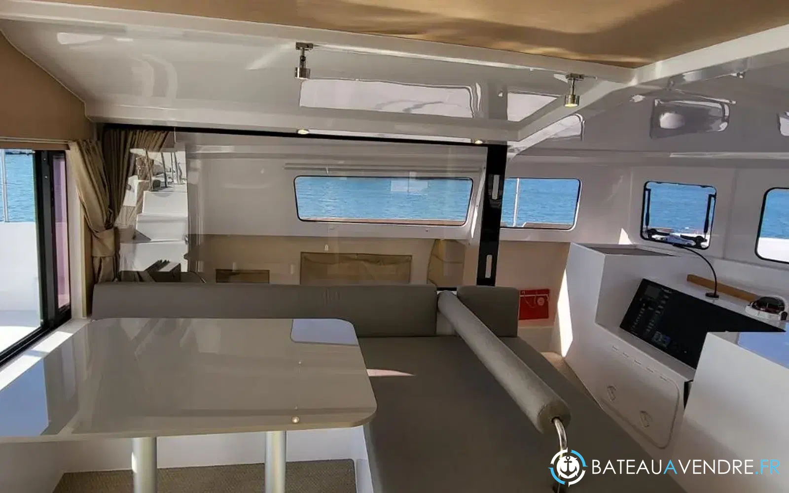 slider 10 Neel Trimarans Neel 43