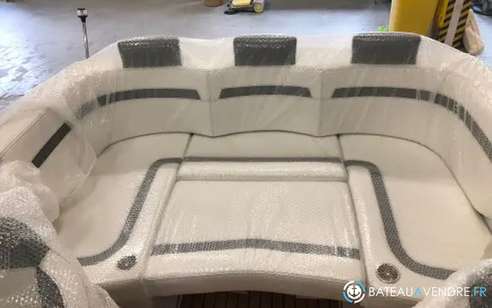 slider 7 Bast Boat Cortina Sport 620 Bowrider