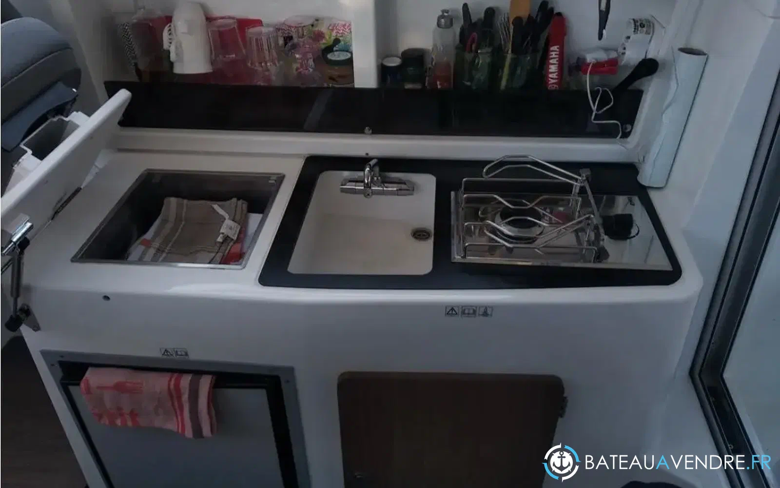 slider 12 Beneteau Antares 8 OB
