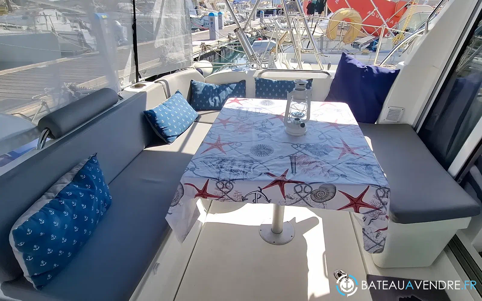 slider 19 Beneteau Antares 8 OB