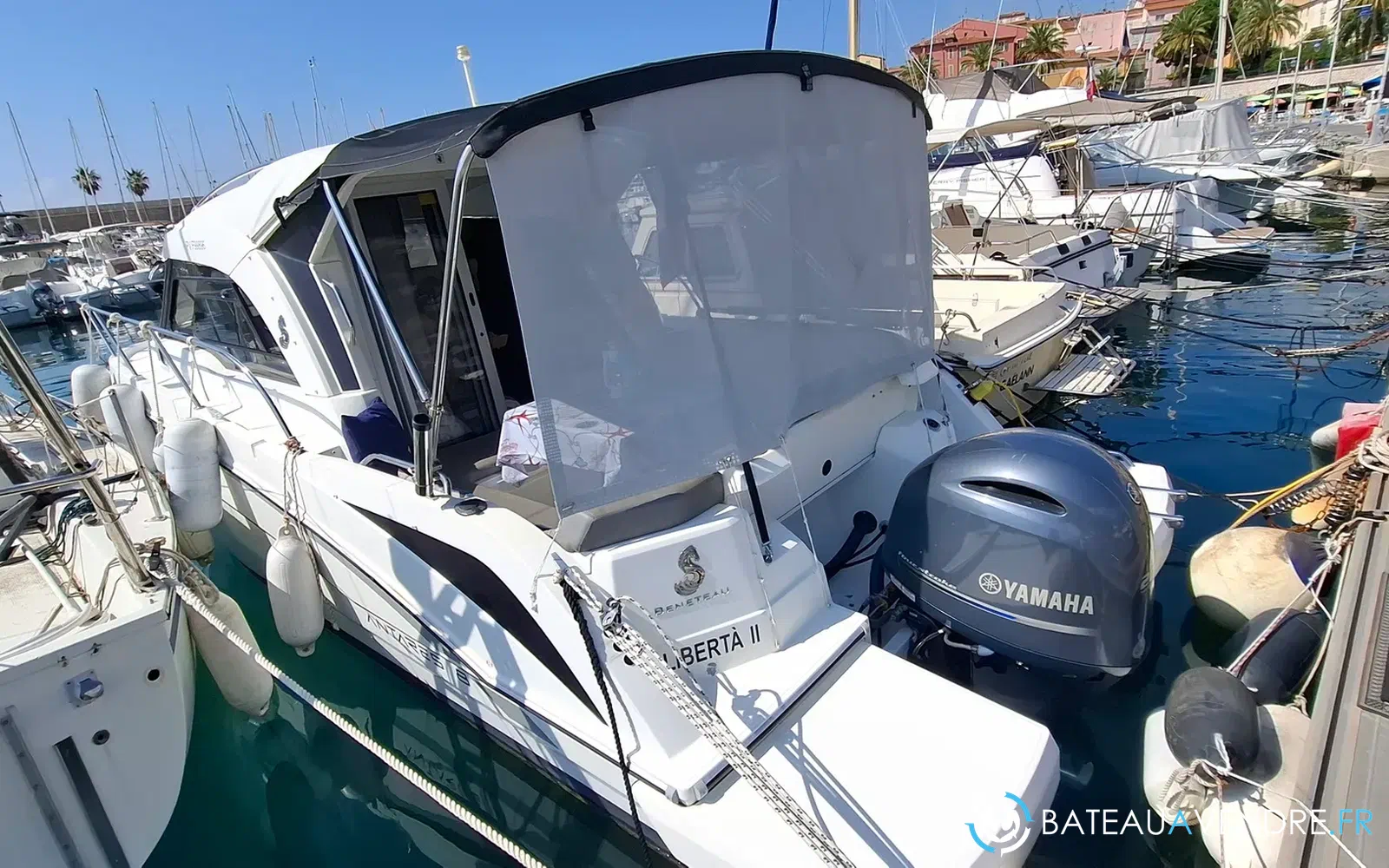 slider 26 Beneteau Antares 8 OB