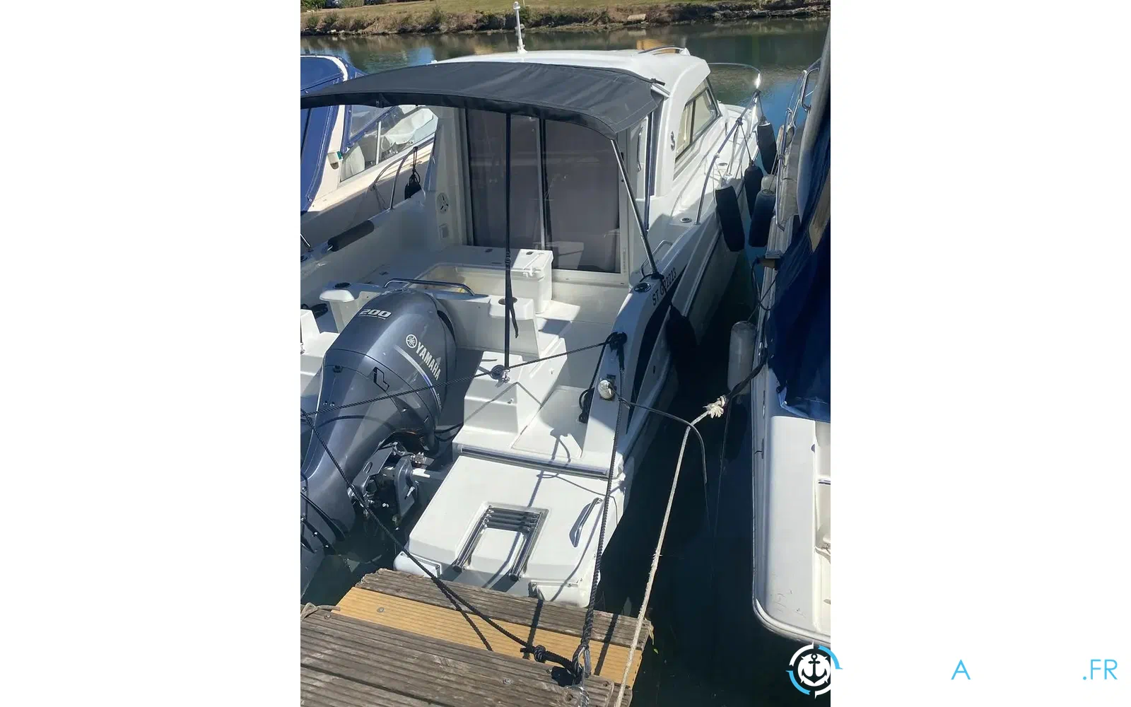 slider 3 Beneteau Antares 8 OB
