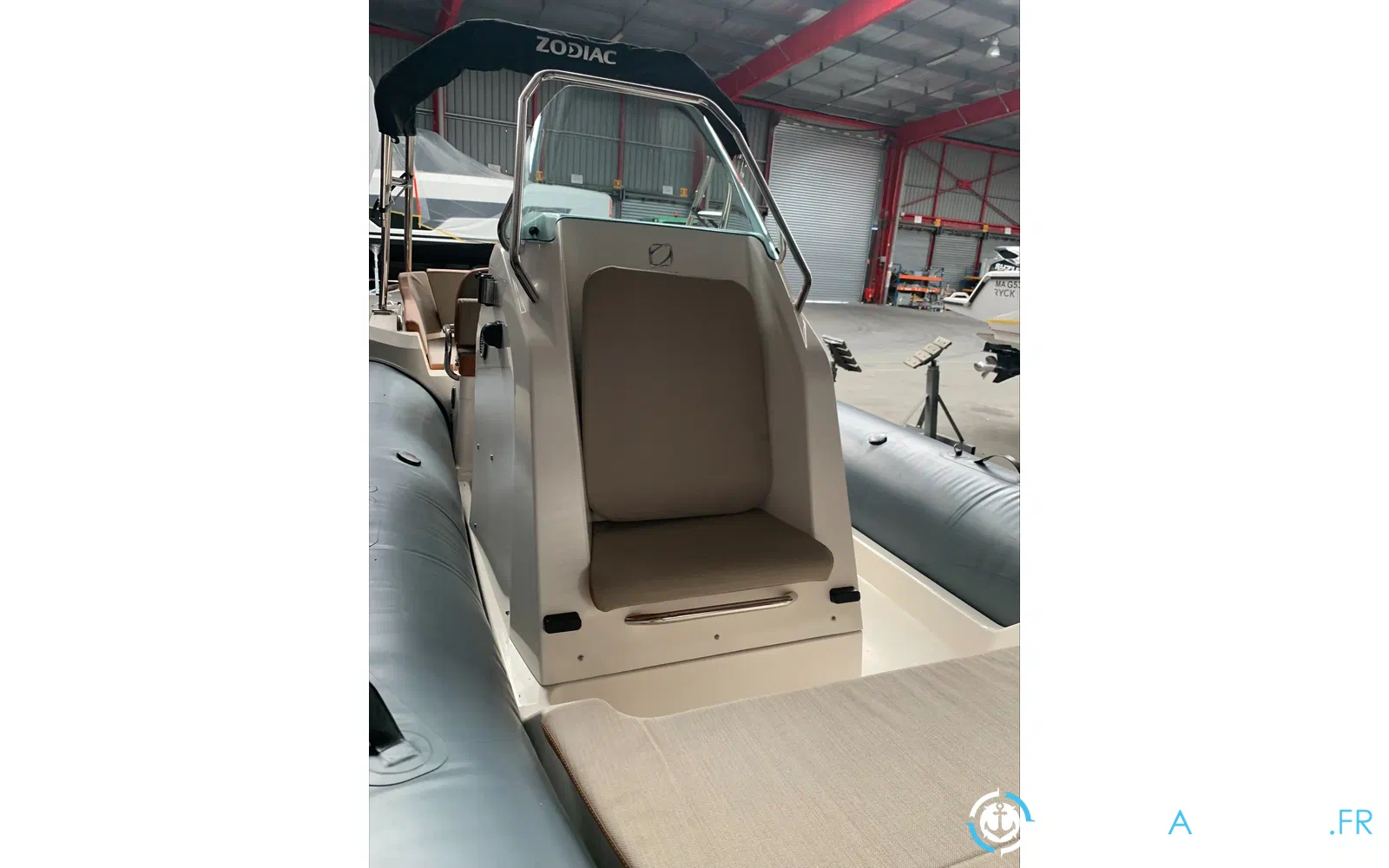 slider 9 Zodiac Medline 6.8