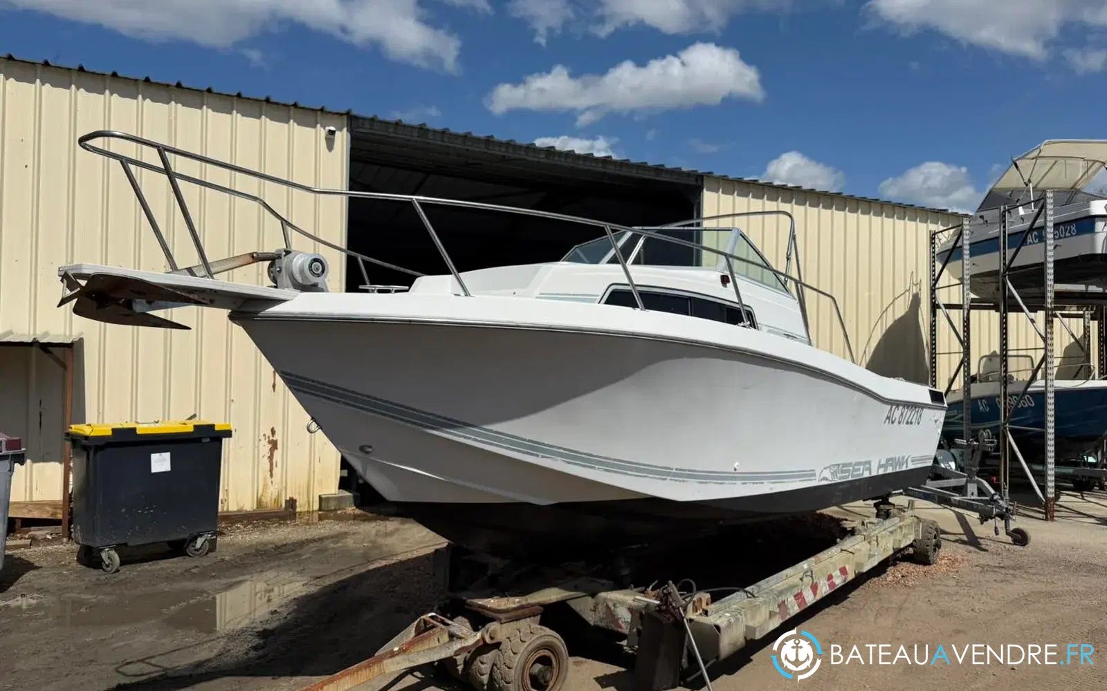 slider 2 Chris Craft Sea Hawk 266