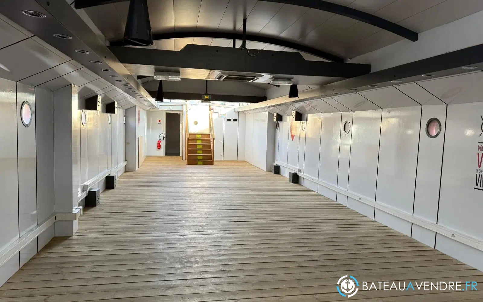 slider 2 Bateau Passagers EF ERP 150 PAX selon projet