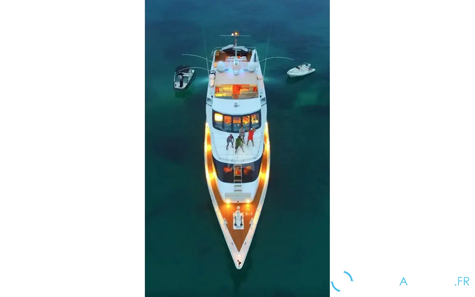 slider 3 Heesen 30