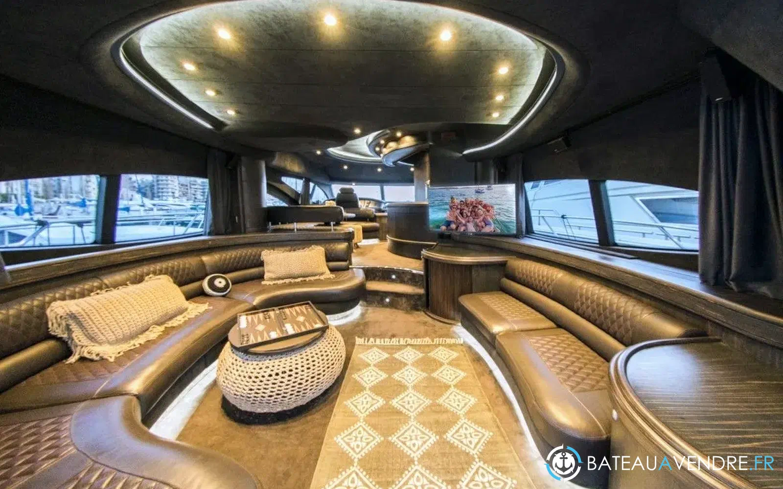 slider 11 Azimut 68 E