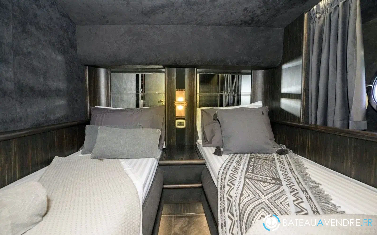 slider 21 Azimut 68 E