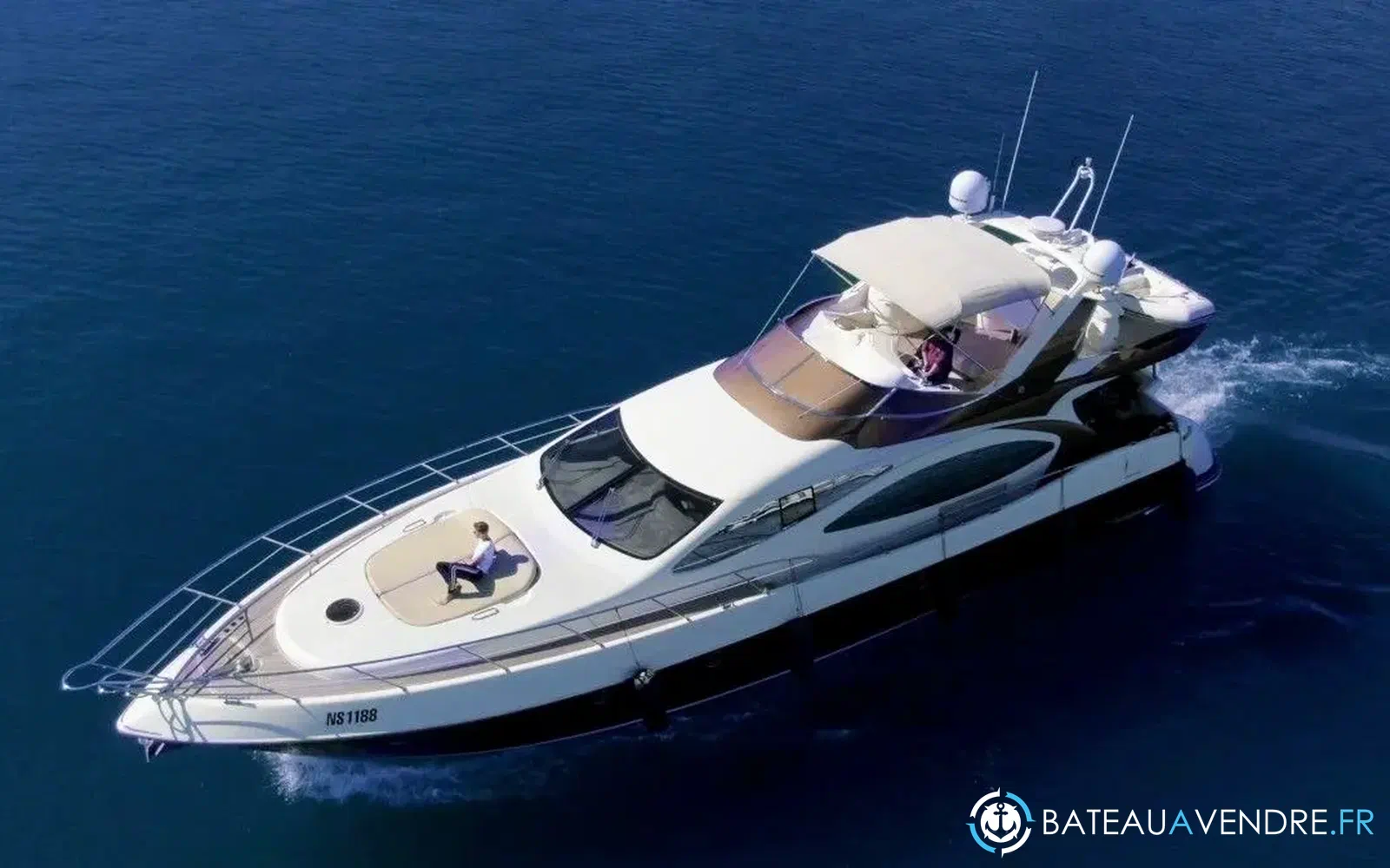 slider 2 Azimut 68 E