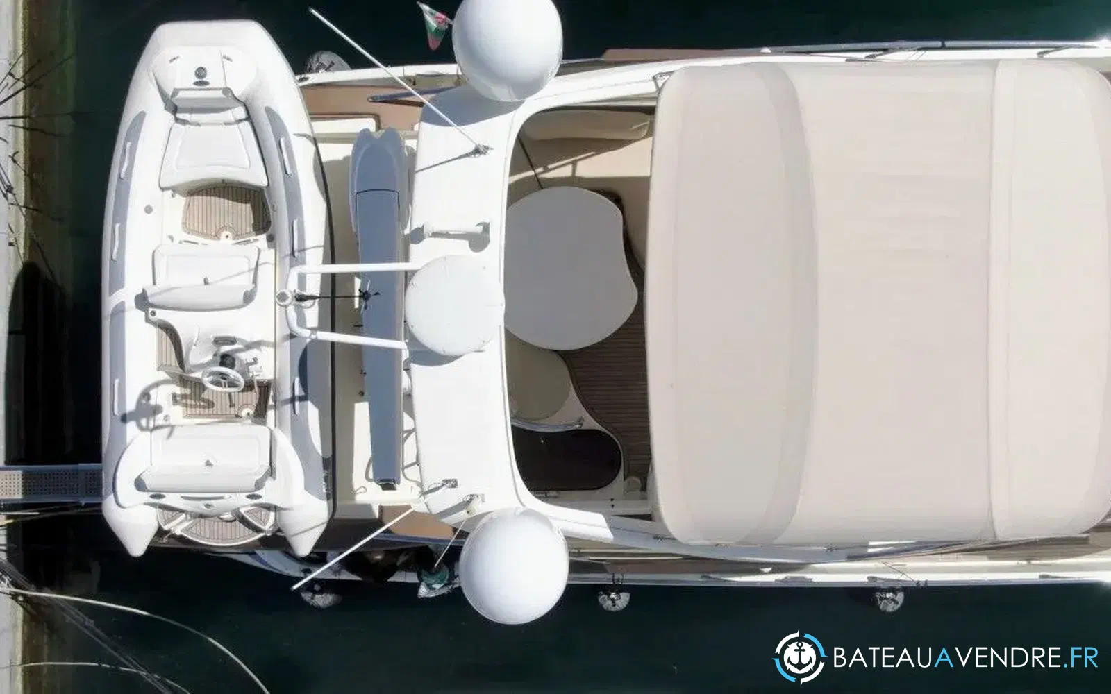 slider 4 Azimut 68 E