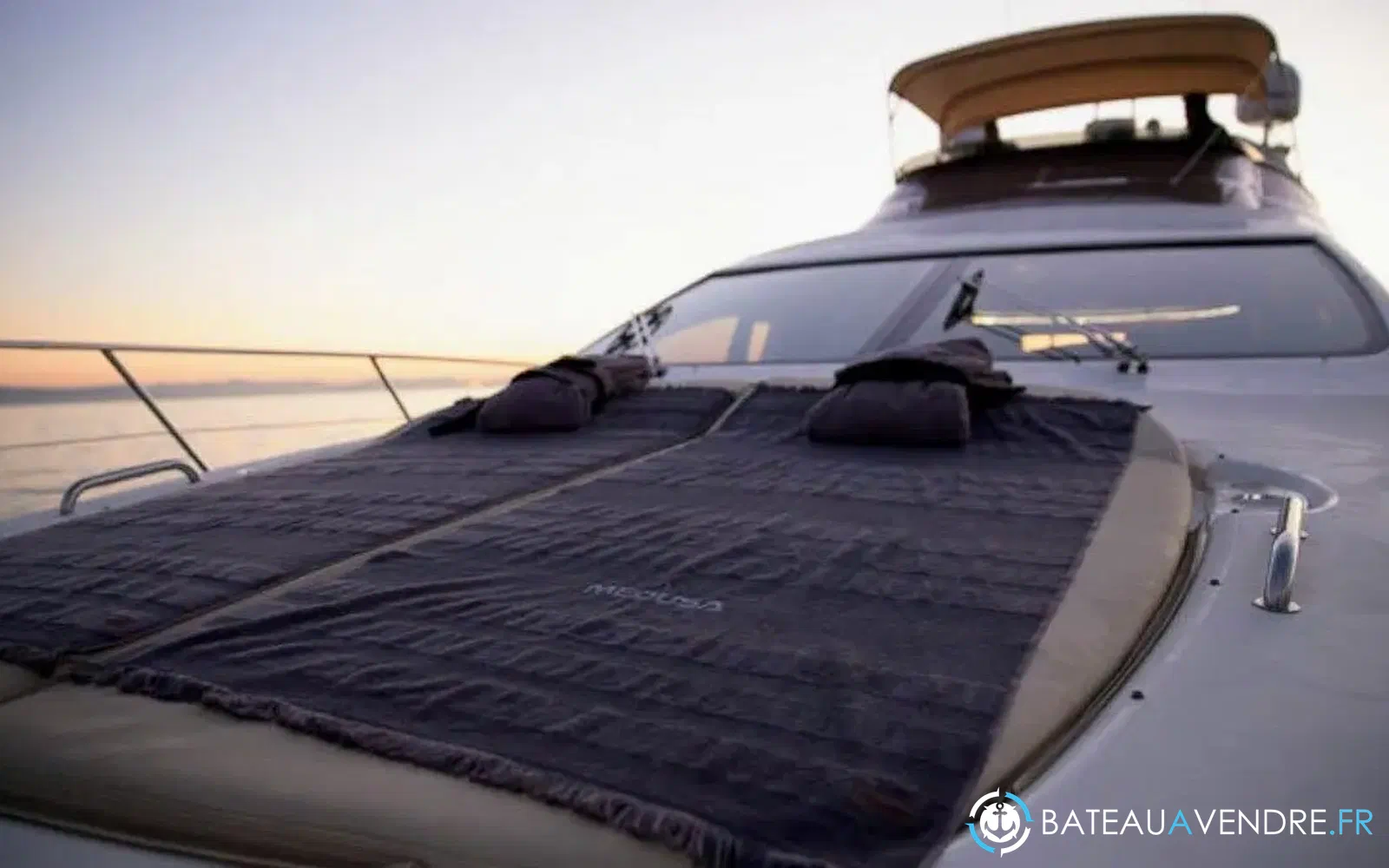 slider 5 Azimut 68 E
