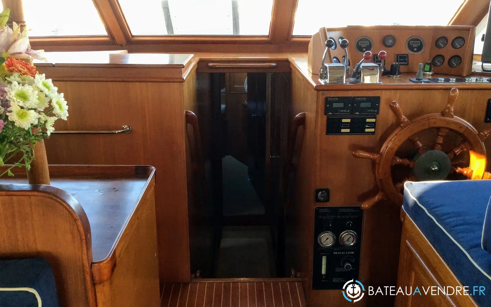 slider 18 Konghalvorsen Island Gipsy 44 Motor Yacht