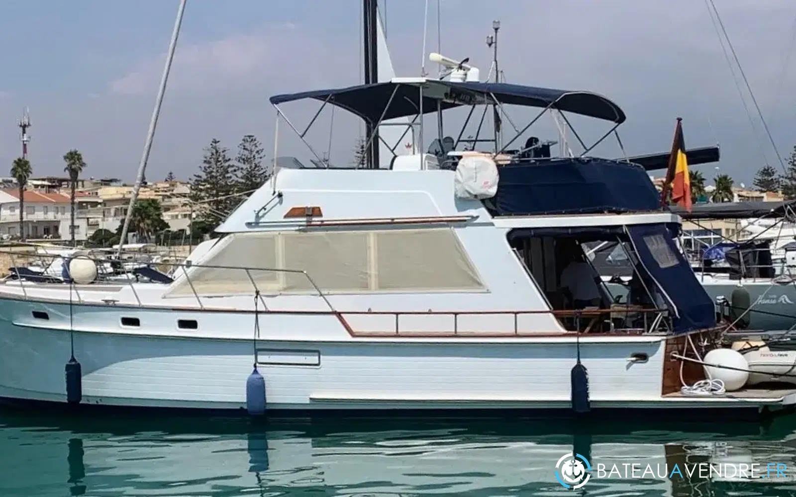slider 2 Konghalvorsen Island Gipsy 44 Motor Yacht