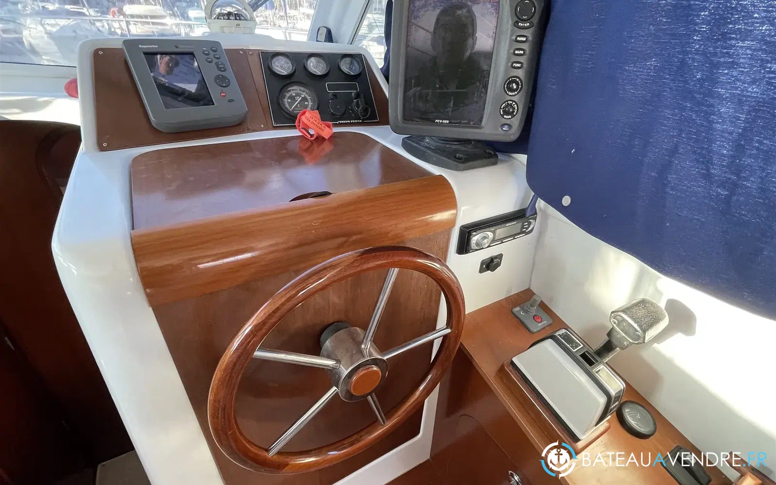 slider 9 Beneteau Antares Serie 9