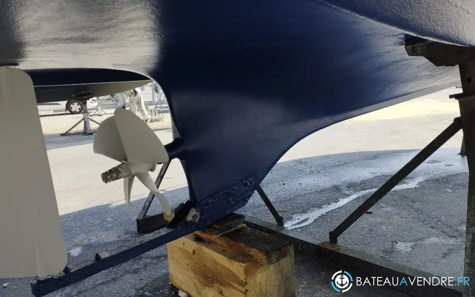 slider 17 Beneteau Antares Serie 9