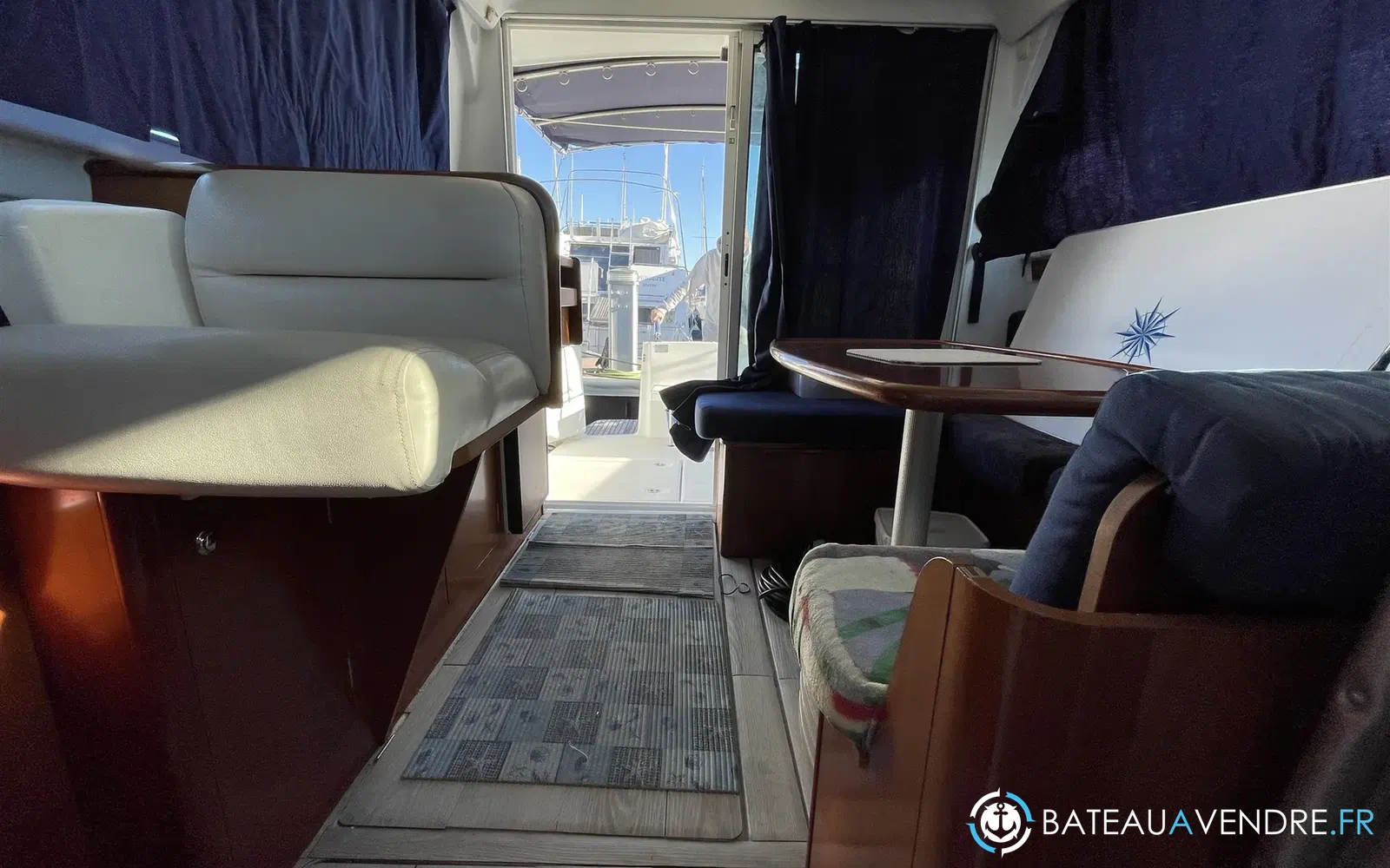 slider 7 Beneteau Antares Serie 9
