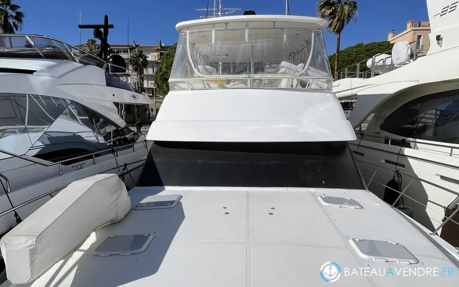 slider 7 Riviera 58 Open Flybridge