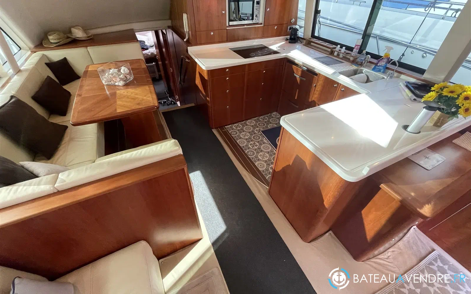 slider 8 Riviera 58 Open Flybridge