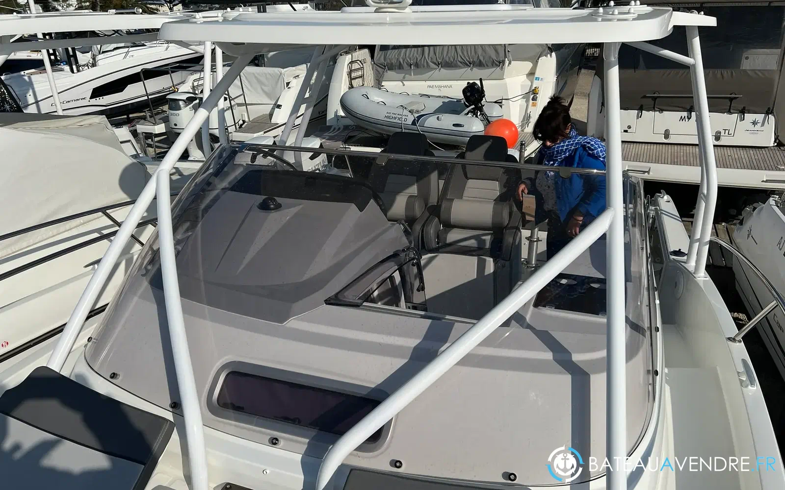 slider 3 Jeanneau Cap Camarat 9.0 WA