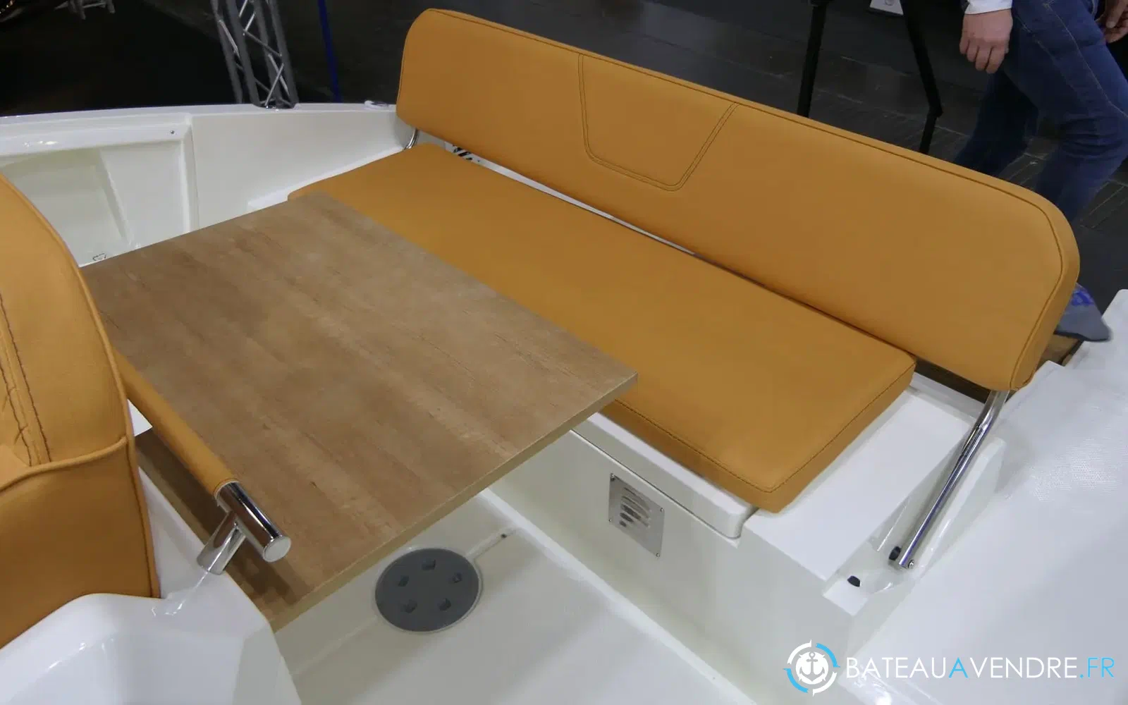 slider 5 Prua Al Vento Jaguar 7.0