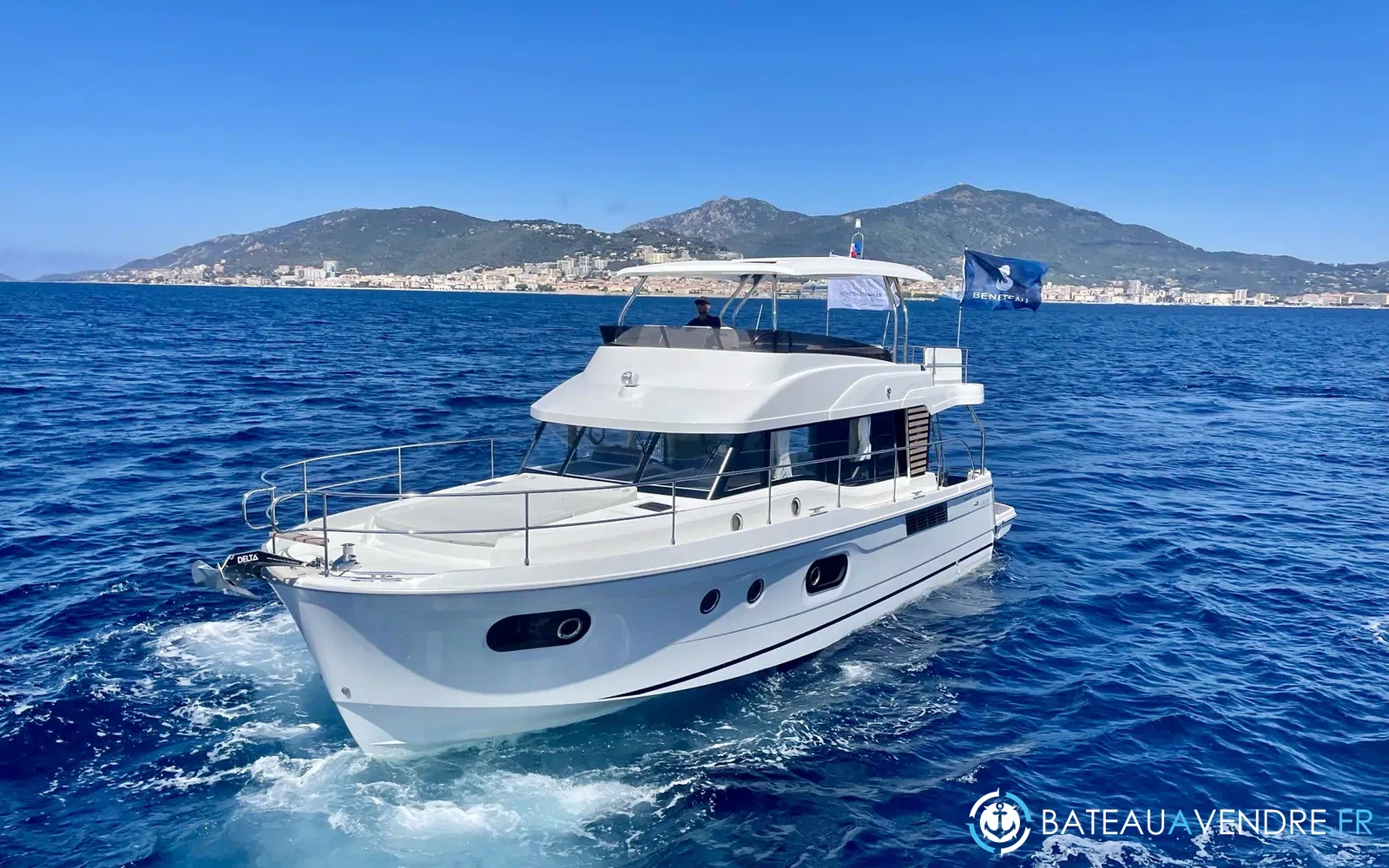 slider 0 Beneteau Swift Trawler 48
