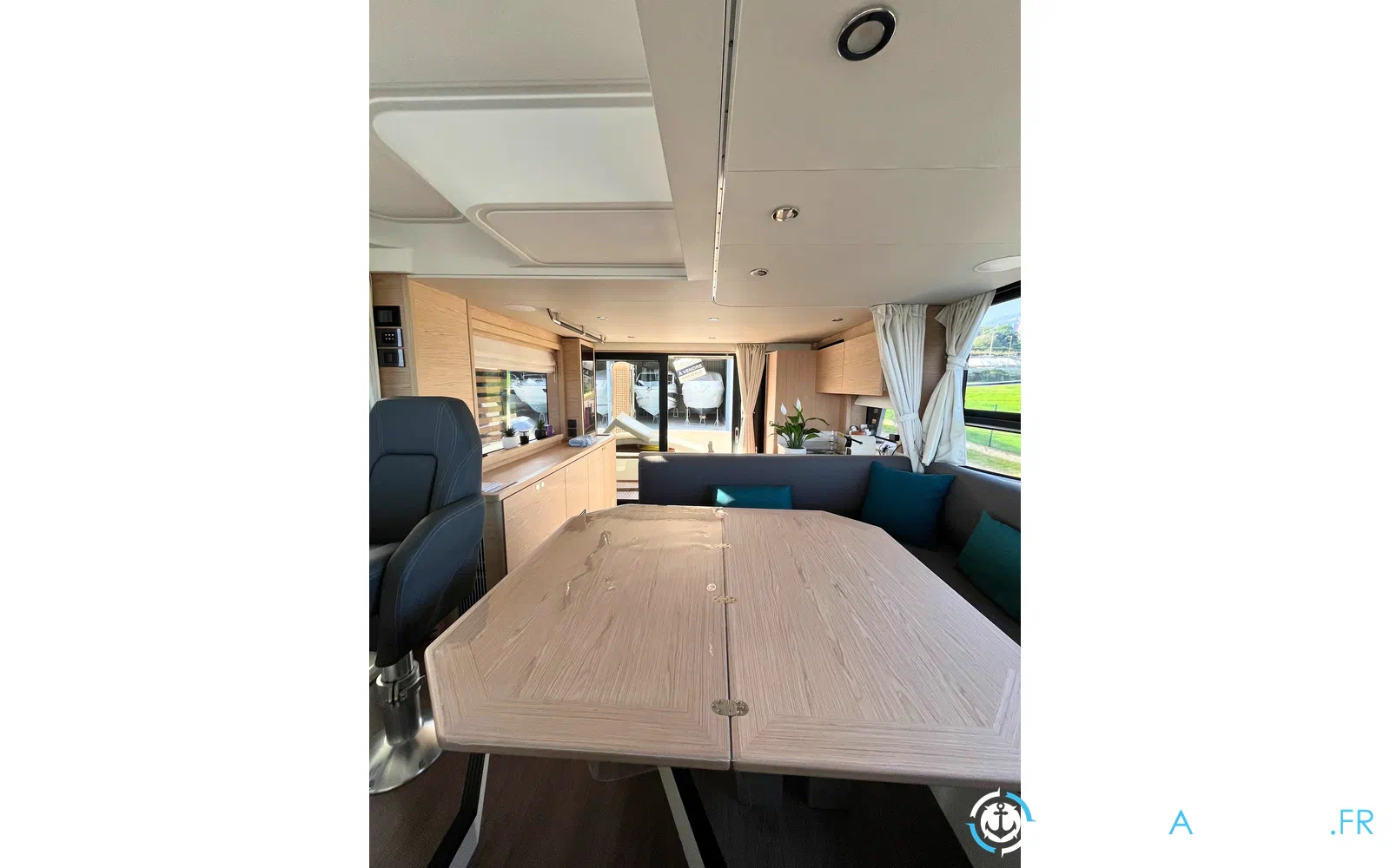 slider 8 Beneteau Swift Trawler 48
