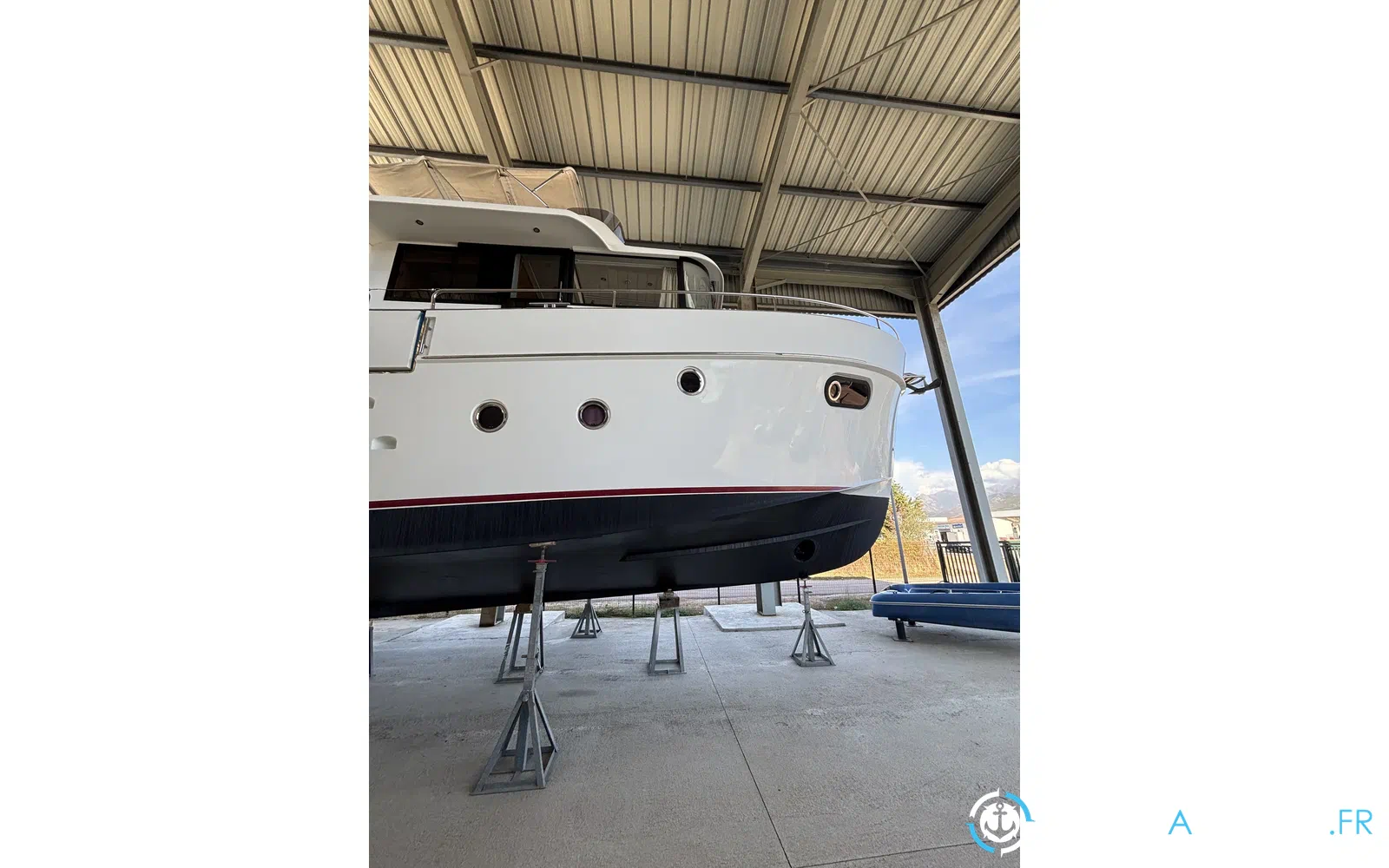 slider 2 Beneteau Swift Trawler 50
